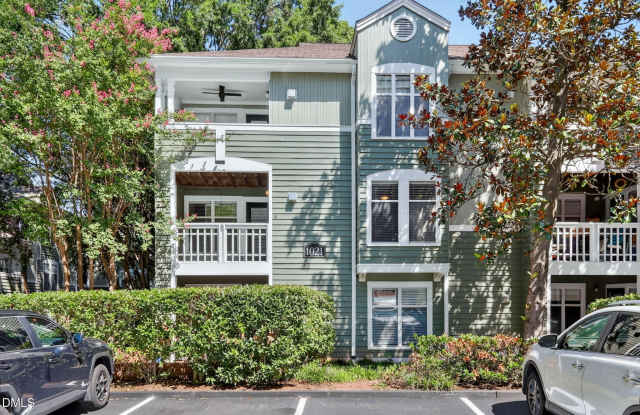 1021 Nicholwood Drive Gallery 2