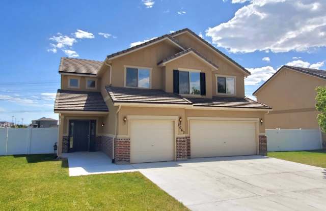 2069 W. 400 S. photos photos