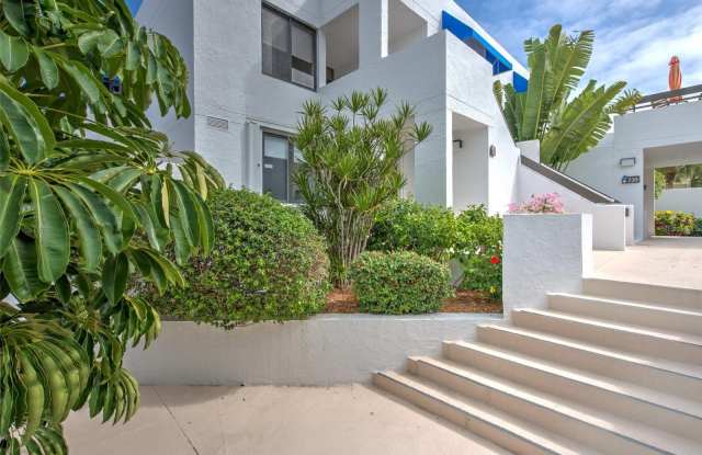 741 BAYPORT WAY - 741 Bayport Way, Longboat Key, FL 34228
