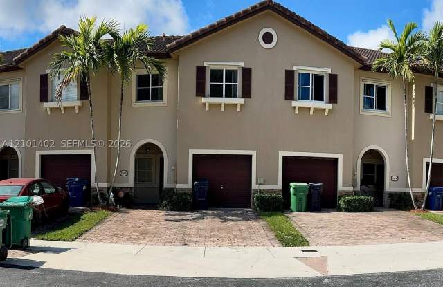 22306 SW 89th Ct Gallery 1