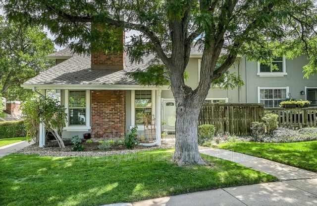 7037 South Knolls Way - 7037 South Knolls Way, Centennial, CO 80122