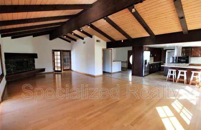 3694 Berwick Drive Gallery 2