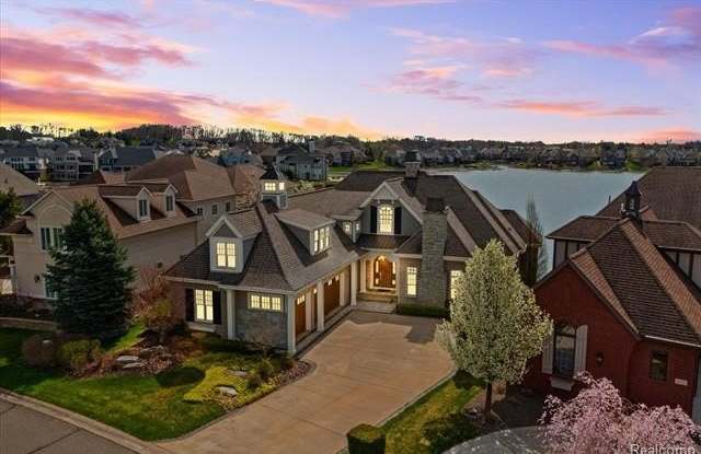 8403 BOULDER SHORES Drive photos photos