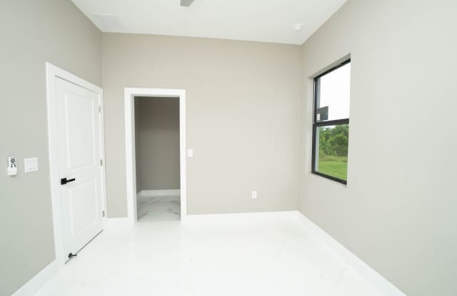 3900 9th Street Southwest photos photos