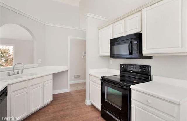 3195 Souffle Ct Gallery 2