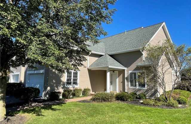 245 Roseland Ln photos photos