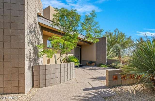 10507 E Fernwood Lane Gallery 1