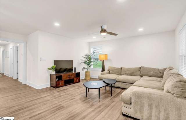 141 Baileyview Street Gallery 2