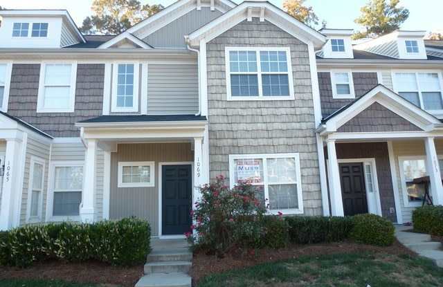 Exclusively Offered by Muse Realty, LLC photos photos