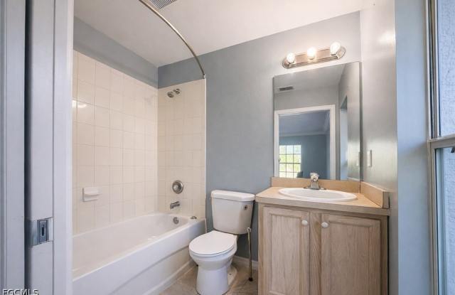 609/611 HAWTHORNE Avenue S Gallery 2