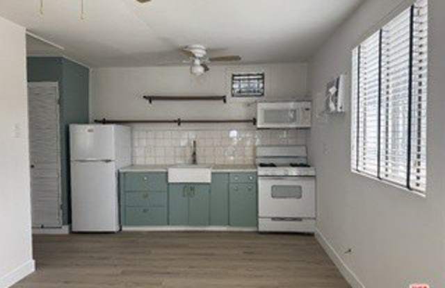 230 N Bonnie Brae St photos photos