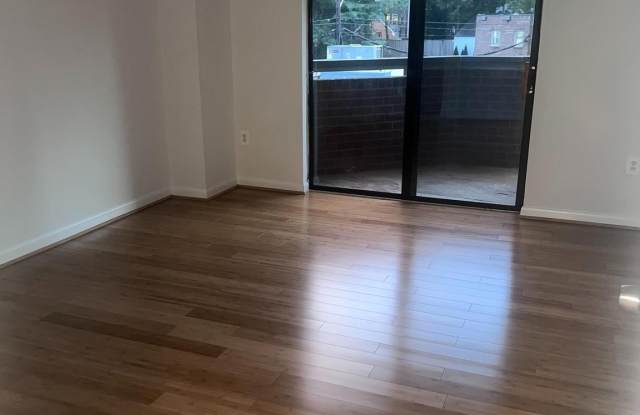 4444 CONNECTICUT AVENUE NW photos photos