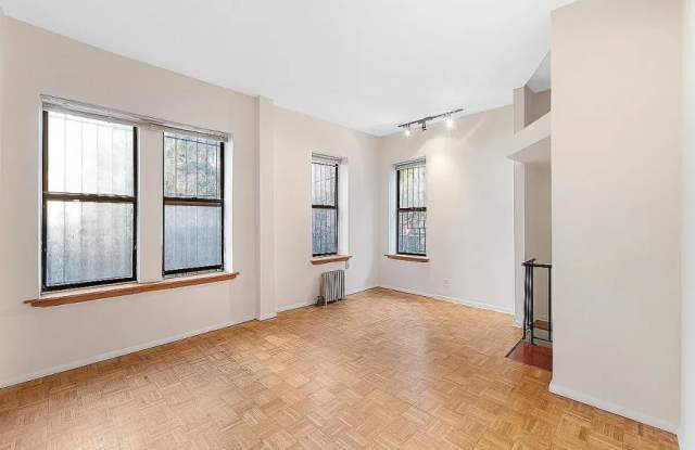 619 East 5th Street Gallery 1