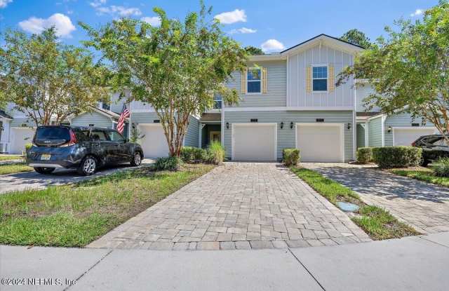 75 CANARY PALM Court - 75 Canary Palm Court, Nocatee, FL 32081