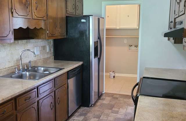 327 Tailboard Court Gallery 4