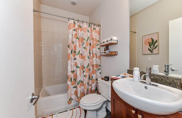 926 East 8th Street - 926 East 8th Street, Charlotte, NC 28204
