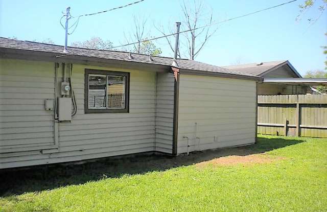 3819 Kaplan Drive Gallery 3