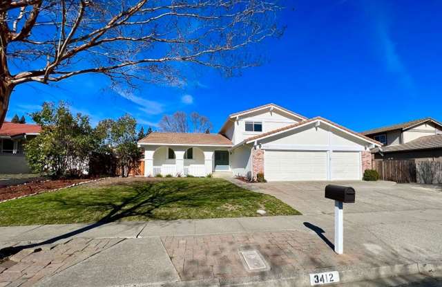 Beautiful Four Bedroom Browns Valley Home photos photos