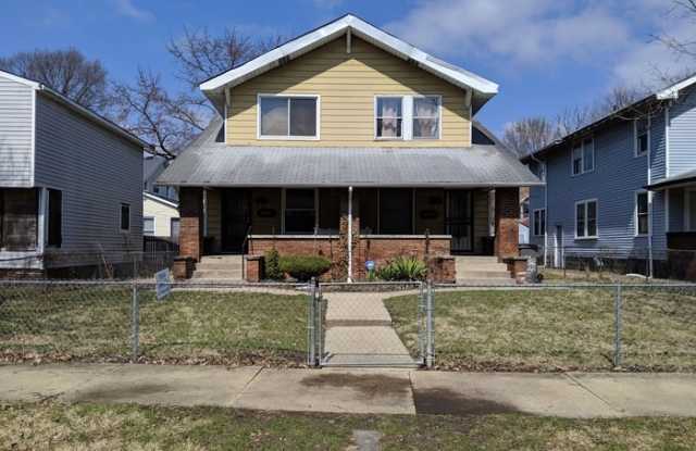 2416 Brookside Parkway North Drive - 2416 Brookside Pkwy Ndr, Indianapolis, IN 46201