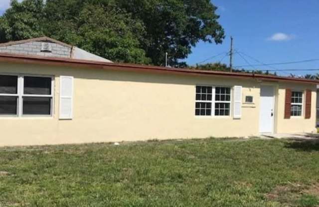 2840 Seminole Rd - 2840 Seminole Road, Palm Springs, FL 33406