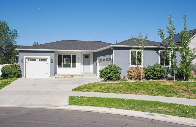 3 Bedroom, 2 Bathroom Provo Home photos photos