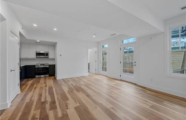 2909 Peachtree Road NE 106 photos photos
