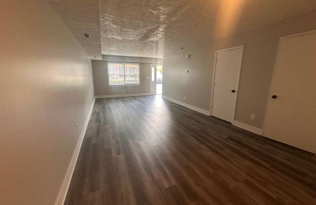 10018 Delores Dr Gallery 4