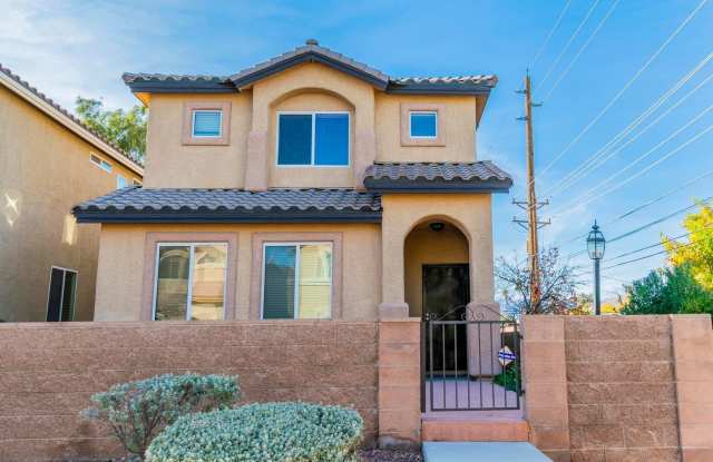 3 bedroom home in gated community photos photos