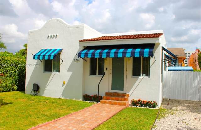 2253 SW 10th St - 2253 Southwest 10th Street, Miami, FL 33135