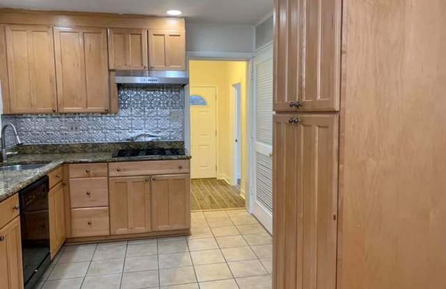 7439 LONG PINE DRIVE Gallery 3