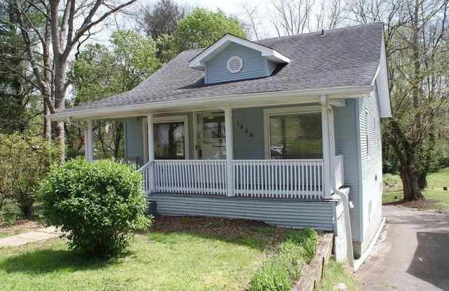Knoxville 37920 - 3 bedroom 1 bath - call Howard Grower 865-705-0959 photos photos