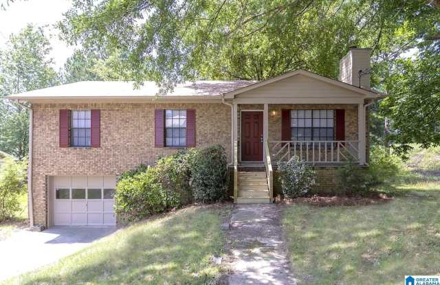 203 WINTERHAVEN DRIVE Gallery 1