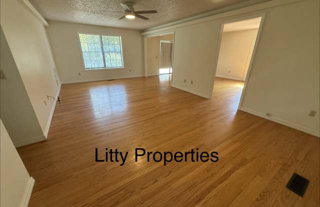 2108 Rodeo Court Gallery 3