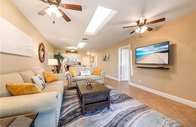 560 9TH Ave S photos photos 560 9TH Ave S photos photos