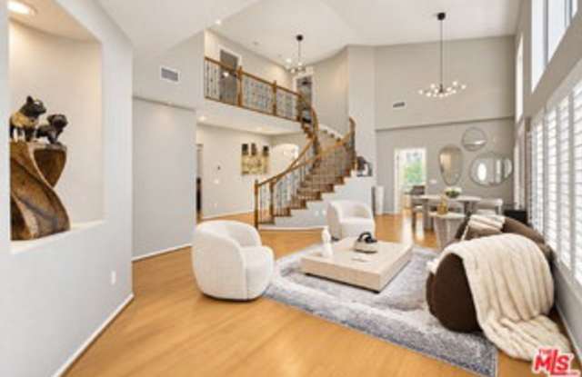 20542 Pesaro Way Gallery 3
