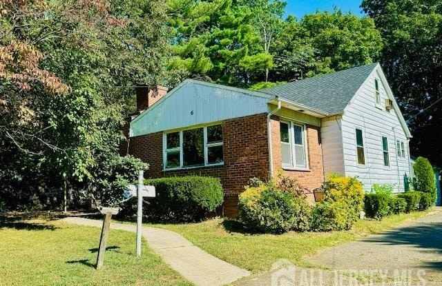 6 Eggers Street - 6 Eggers Street, Middlesex County, NJ 08816