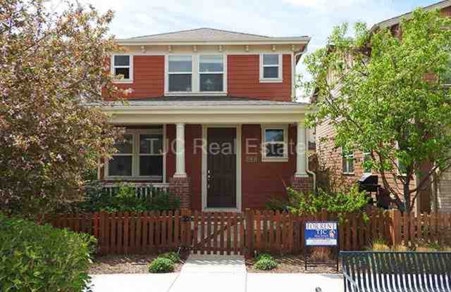 Fenced Front Yard! photos photos