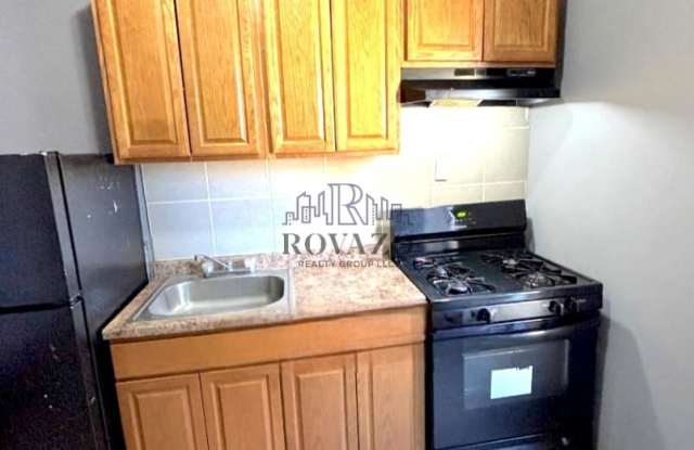 196 Roseville Avenue photos photos