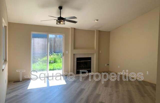 303 83rd Dr SE photos photos