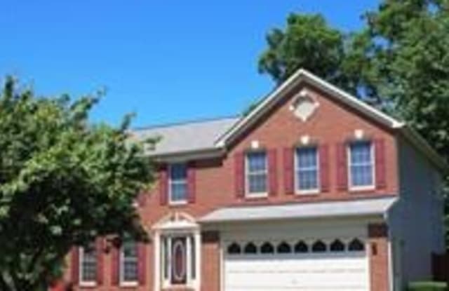 846 Spring Knoll Drive - 846 Spring Knoll Drive, Herndon, VA 20170
