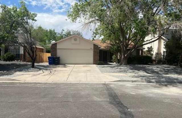 Taylor Ranch 3 Bedrooms 2 Bath 2/CG 1550/sf - 4629 Homestead Trail Northwest, Albuquerque, NM 87120