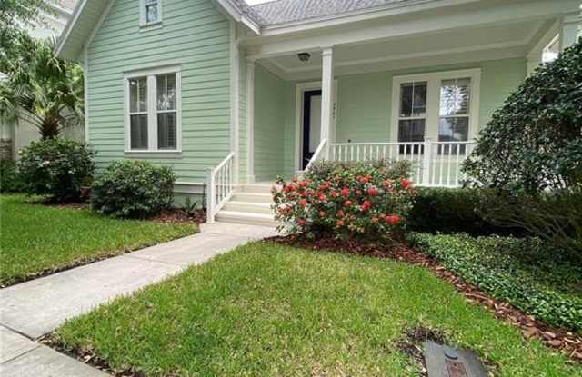 2987 LINDALE AVENUE Gallery 2
