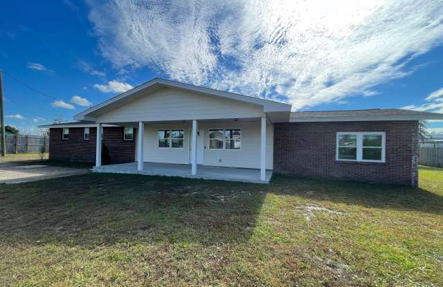 2636 E 40th Plaza - 2636 East 40th Plaza, Bay County, FL 32405