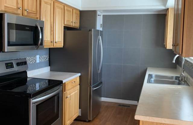 1541 E 750 S - A Gallery 3