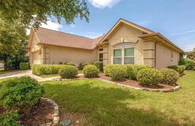11112 Southerland Drive Gallery 3