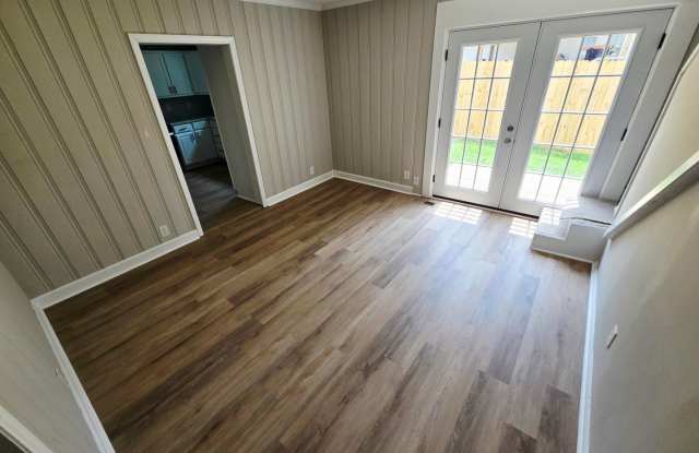 Charming 4-Bedroom Home in Burlington Gallery 3