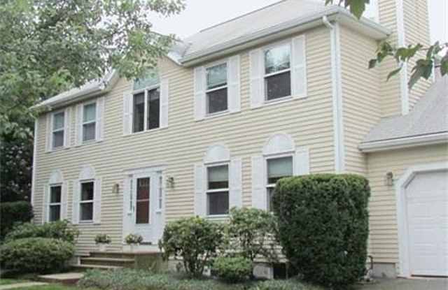 2 Minuteman Lane - 2 Minuteman Lane, Wellesley, MA 02481