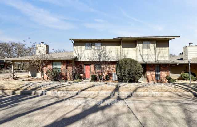 1817 Hunters Ridge Rd - 1817 Hunters Ridge Road, Edmond, OK 73034