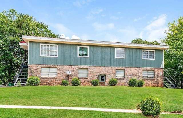 1576 20th St N photos photos