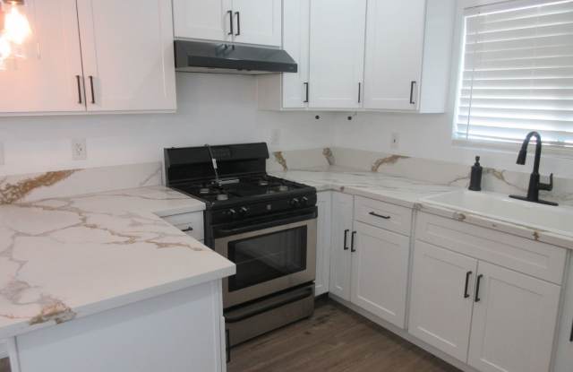 Duggan Property Management, Inc presents, Adorable ADU in Sylmar Gallery 3
